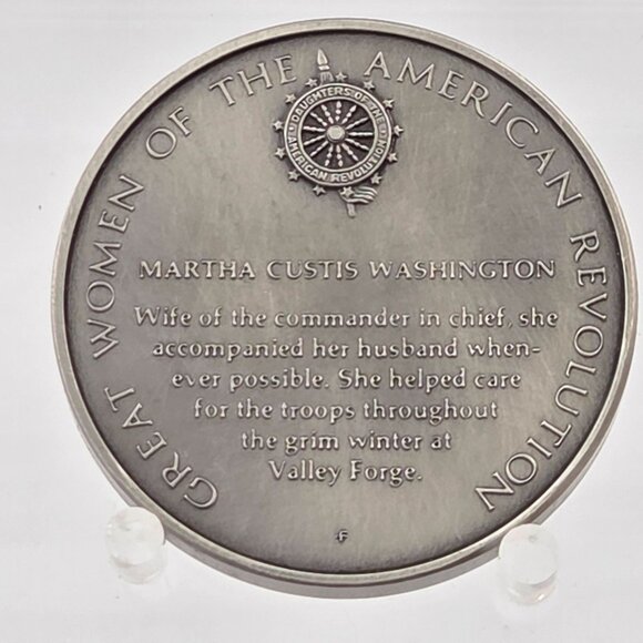 Martha Custis Washington The Great Women American Revolution Bicentennial Medals - Picture 2 of 3